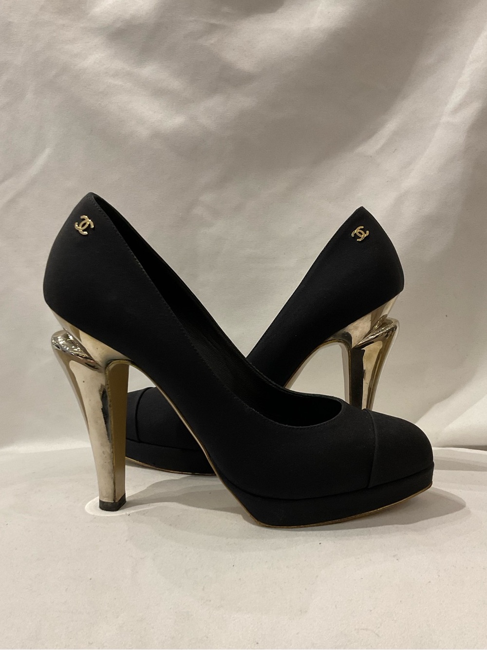Chanel Pumps